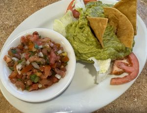 Guacamole   at El Quinto Sol in Laredo