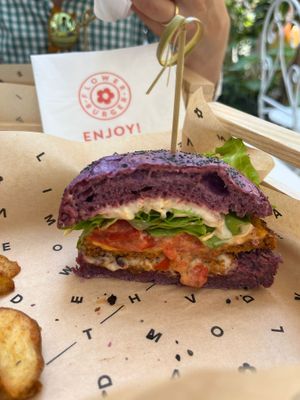  at Flower Burger in Pescara