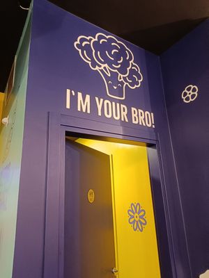  at Flower Burger in Pescara