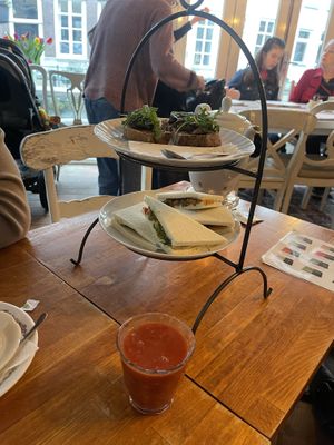 De eerste hartige ronde.  at Brood & Zoets in Amersfoort