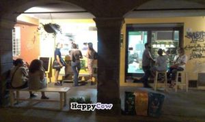 Cento3cento, takeaway sandwich shop for vegetarians and vegans, in the University area. at Malerba in Bologna