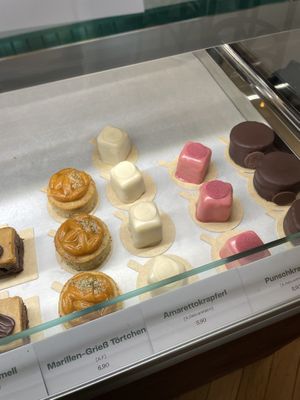   at Moriz - Zuckerbäckerei & Manufaktur in Vienna