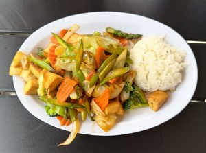 Vegetable stir fry with white ricee  at Pho Big Bear in Big Bear Lake