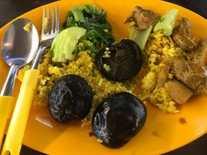 Briyani with three side vegetables  at Kwan Inn Vegetarian 观音斋 - Chinatown in Central Singapore