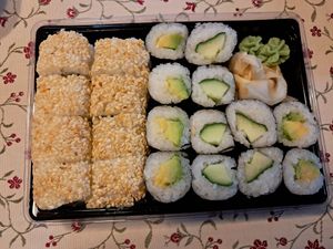 Vegane Sushiplatte (10,90€) at Asia House Bistro in Berchtesgaden