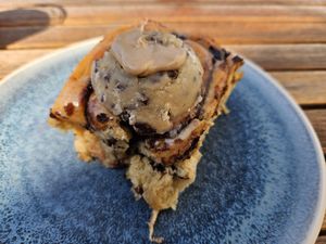 Cookie dough cinnamon roll at Cinnamood in Bremen