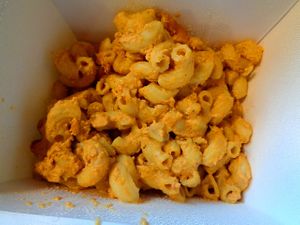 Gouda Mac to go at MeetStop by SteMartaen in Chicago