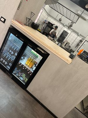   at Hambre Street Food in Verona