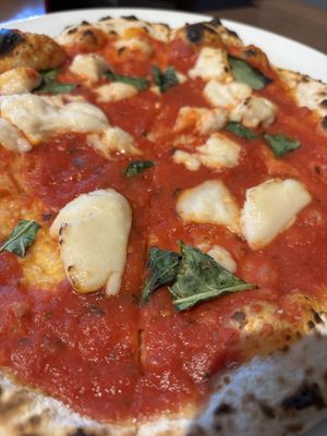 Margarita pizza   at Il Fornello in St Catharines