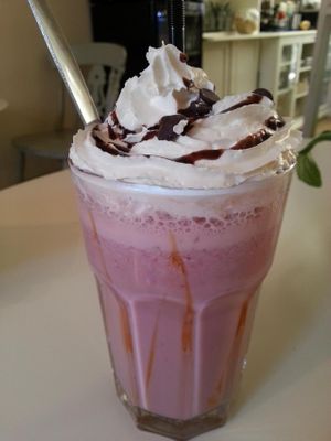 vegan milkshake at Cakes 'N' Treats in North West London