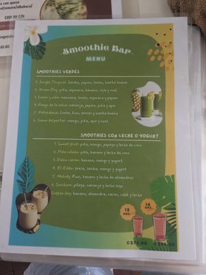 Smoothies at Antojito Pupusero in Leon