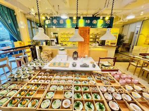 Desserts! at Loujiashan Museum in Shanghai