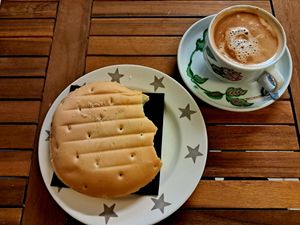 2 paninies with pistachio cream + 2 cappuccino costs 11 eur at Super ZaZa in Venice