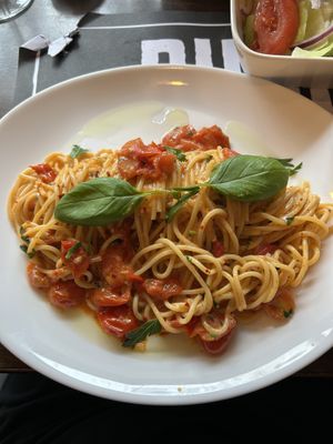 Spaghetti Aglio olio e peperincino (spicy)!  at Buon Appetito in Den Burg