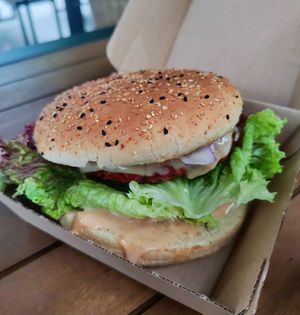 Red liner at Liners Food in Hannover