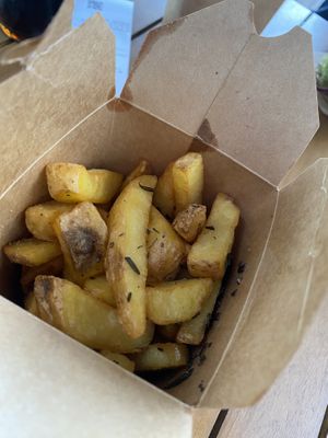 Rosmarin-Kartoffeln  at Liners Food in Hannover