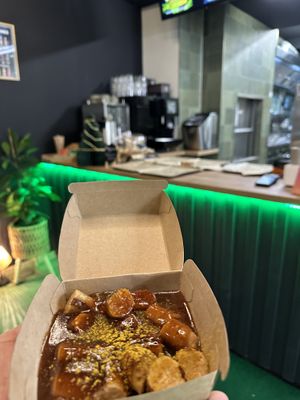 Vegane Currywurst, glutenfrei  at Liners Food in Hannover