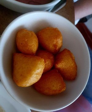 Fermented mung bean fritters (served with garlic chutney) at Oak in Bath