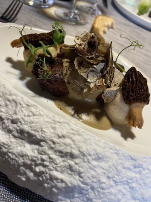 Fake meat di soia fermentata con scaglie di tartufo   at Soul Kitchen - Creatività Vegetale in Turin