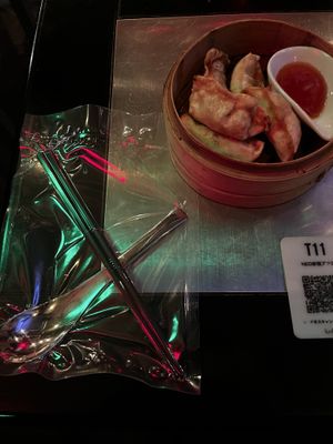 Dumplings and the utensils in a cool air tight bag  at NEOShinjuku Atsushi in Tokyo