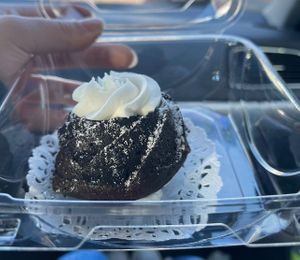 chocolate volcano   at Starry Lane Bakery in San Diego