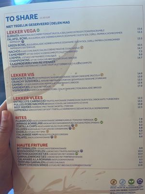 Vegan options are clearly marked at Paviljoen De Walvis in West-terschelling