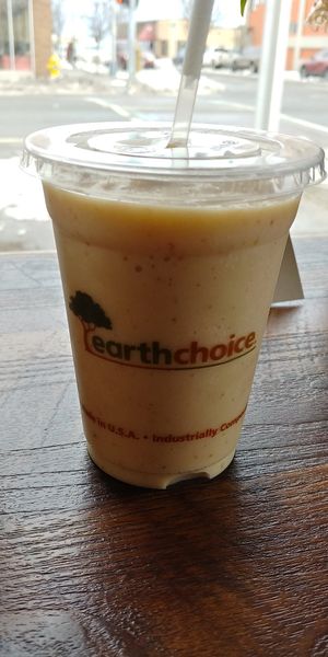 Vegan Butter pecan "shake" (not made with vegan ice cream but Bananas so should be called a smoothie) at New Day Eatery in Port Angeles