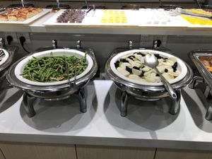   at Hong De Shan Vegetarian - 弘德善素食 in Guangzhou