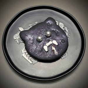 Yule Cat Sugar Cookie at Loaves and Witches in Chicago