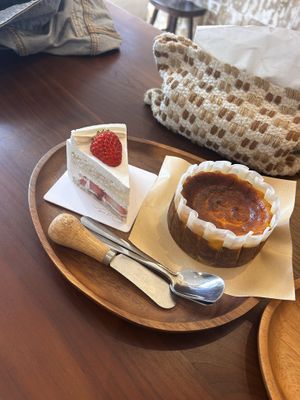  at Sù Shēngmài Vegan Bakery - 素生麦纯素烘焙 in Shenzhen