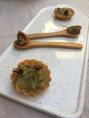 Amuse-bouches at L'ami in Bandol