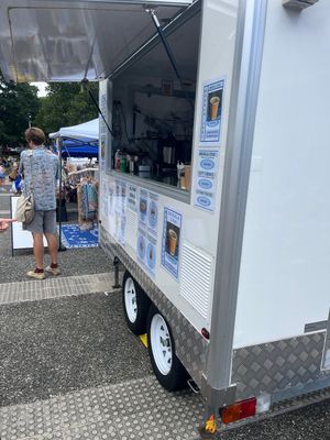   at Findo FOODZ in New Farm