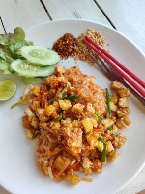 Pad Thai at Tiki Beach in Koh Phangan