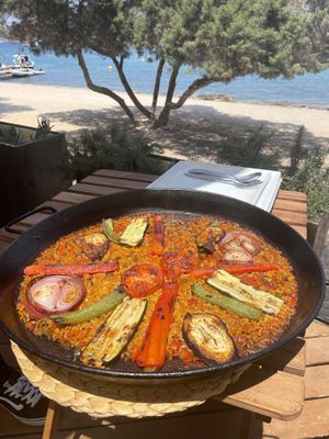 Paella vegana! Exquisita 🪸  at The Beach Ibiza in Ibiza