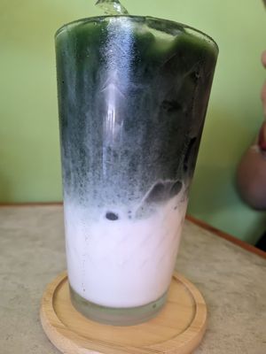 Spirulina latte at Grains Plant-based Cafe in Puerto Princesa