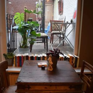 Binnen at Geheel de Uwe in Ghent