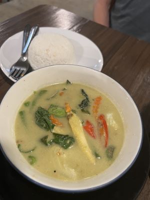 vegan green curry (only veggies )  at Moonlight in Koh Samui