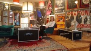 Could chill here for hours at 19:77 - VEGAN:DINER+BAR, Home of RAMONES MUSEUM in Berlin