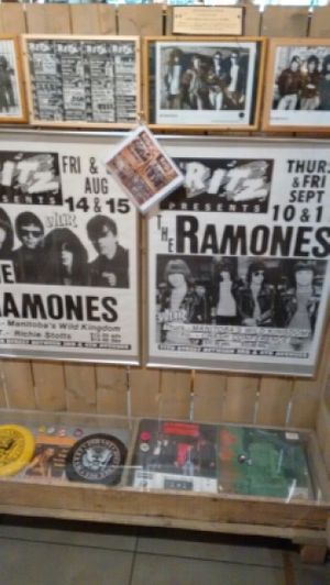 hey ho at 19:77 - VEGAN:DINER+BAR, Home of RAMONES MUSEUM in Berlin