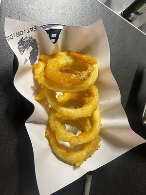  at 19:77 - VEGAN:DINER+BAR, Home of RAMONES MUSEUM in Berlin