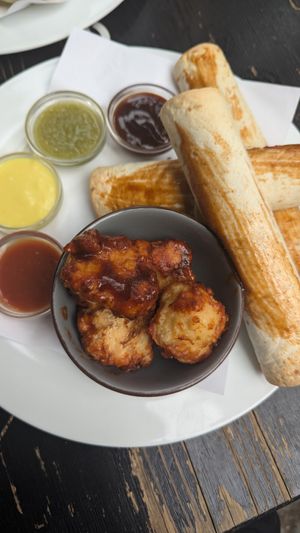  at 19:77 - VEGAN:DINER+BAR, Home of RAMONES MUSEUM in Berlin