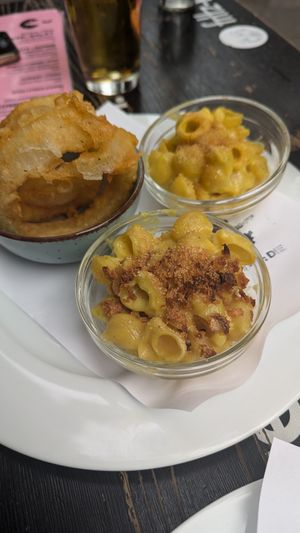  at 19:77 - VEGAN:DINER+BAR, Home of RAMONES MUSEUM in Berlin