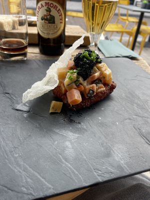 Vegan ‘vis’ voorgerecht   at Waanzinnig Tilburg in Tilburg