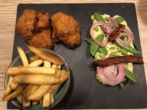 Tuinbonen at Waanzinnig Tilburg in Tilburg