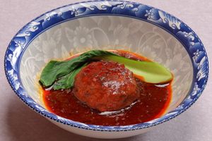 豆腐団子の四川煮込み
Sichuan bean curd stew at Chinese Restaurant FANFAHR - 中国料理「皇華」 in Nagano
