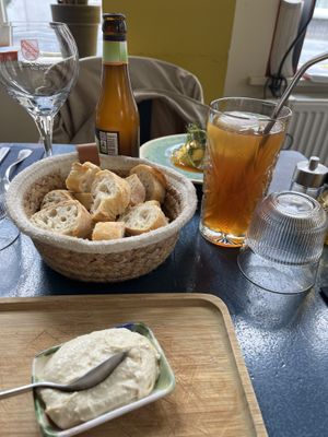 Hummus au tahini et baguette fraîche   at Graine de Folie in Tournai