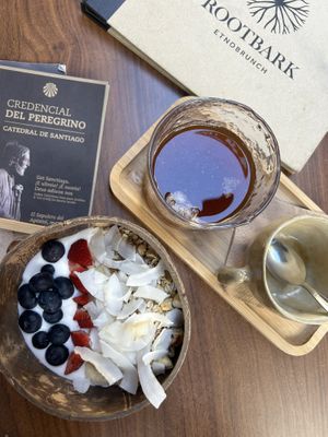 Coco Bowl   at RootBark EtnoBrunch in Redondela