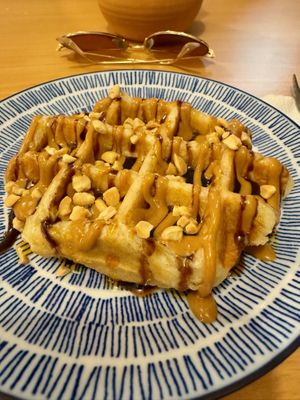 Croffle Rengoku   at Otaku Café in Orleans