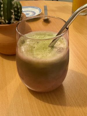 Matcha Lattee  at Otaku Café in Orleans