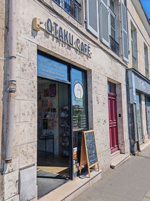 Facade at Otaku Café in Orleans